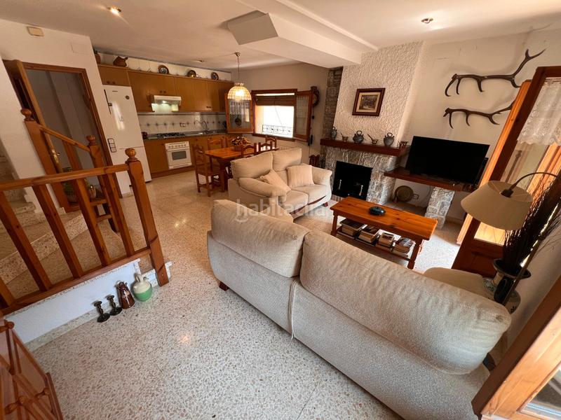 Foto c805fe86-8ca9-4253-b5e2-ea993e864508. Casa pareada casa de poble a en Sant Pau de Segúries