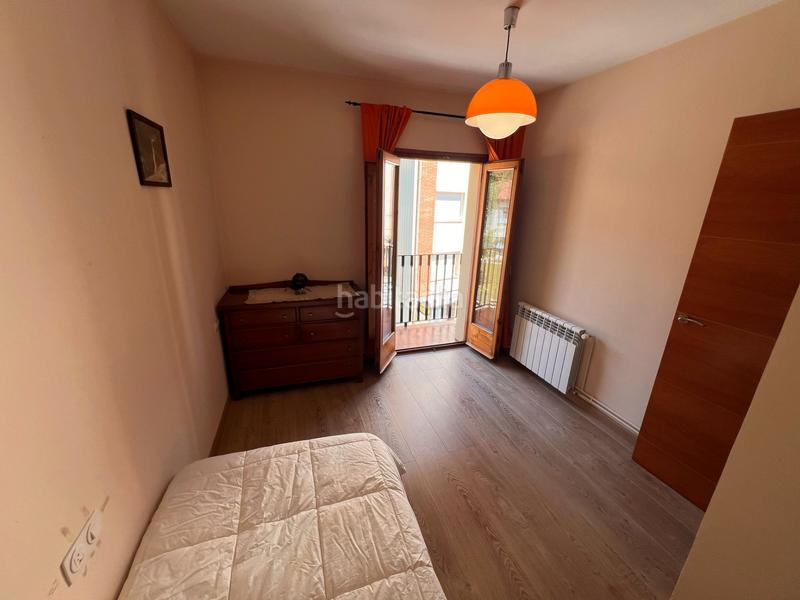 Foto 44ad6365-e0ae-4ed6-8b0e-15b326c871bd. Piso pis de 4 habitacions en Camprodon