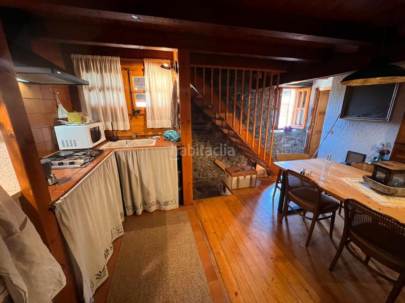 Foto 5cd3503b-184c-470d-b4e0-ed16890f017a. Casa amb xemeneia a Vilallonga de Ter