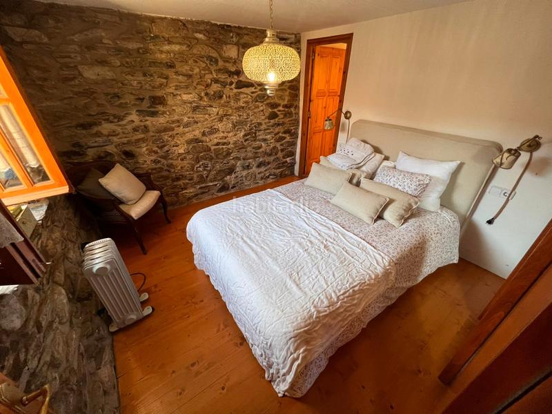 Foto 7c0c2765-4247-48b6-9225-b0c2d40382f0. Casa amb xemeneia a Vilallonga de Ter