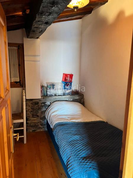 Foto a927e516-0b14-444b-9d32-00a7cdcd93b5. Casa amb xemeneia a Vilallonga de Ter