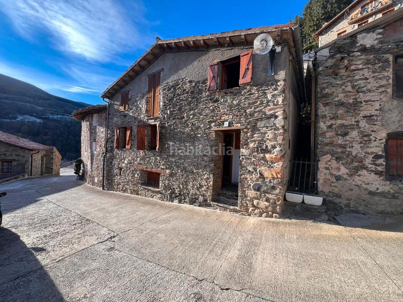 Foto af87b46c-06b4-43a9-be2a-7a46b8c7d892. Casa amb xemeneia a Vilallonga de Ter