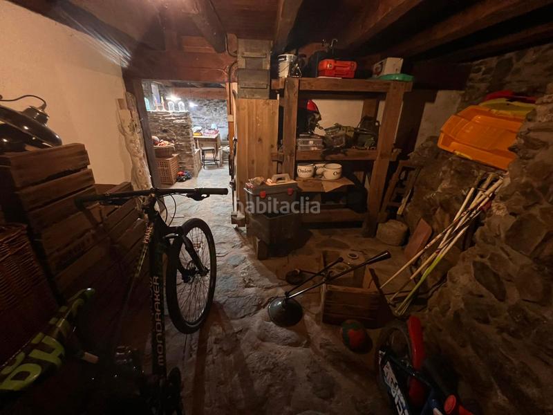 Foto cfb506cb-9d85-48c2-a4da-e39f603ea8d9. Casa amb xemeneia a Vilallonga de Ter