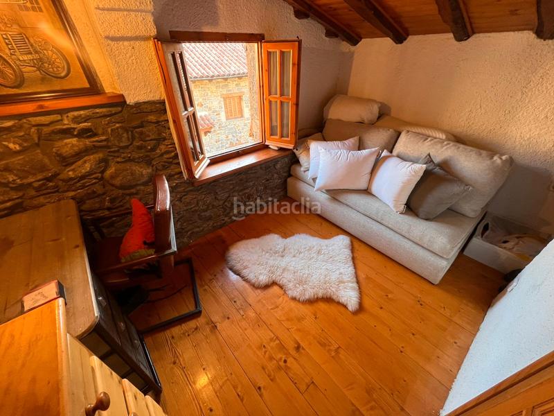 Foto d66b1179-797f-448c-ba76-fa3661d247de. Casa amb xemeneia a Vilallonga de Ter