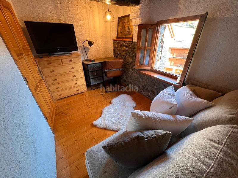 Foto de8a7257-3f9c-4ff8-a4e6-a9b28c0a7c47. Casa amb xemeneia a Vilallonga de Ter