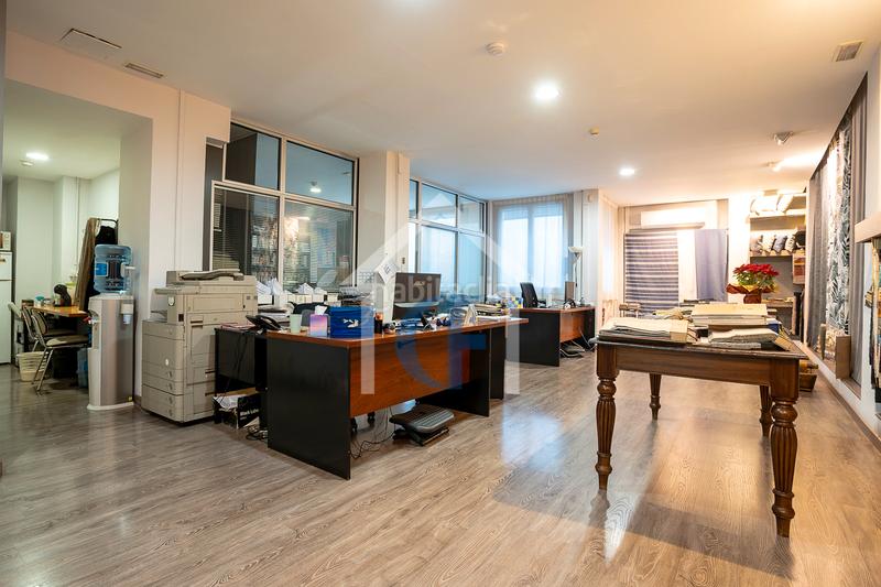 Foto 73045f77-7a31-4450-bcd5-60642204317b. Local comercial a carrer de casp 144 a Fort Pienc Barcelona