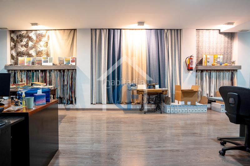 Foto 8ca2413c-5032-46bb-88b4-ff8e07839f25. Local comercial a carrer de casp 144 a Fort Pienc Barcelona