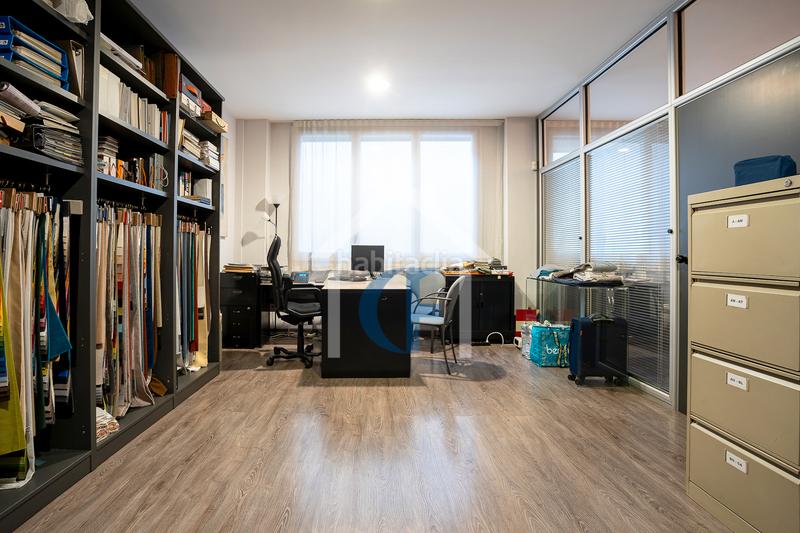 Foto d411c707-a8e2-4f1d-bab2-0f6676b072e9. Local comercial a carrer de casp 144 a Fort Pienc Barcelona