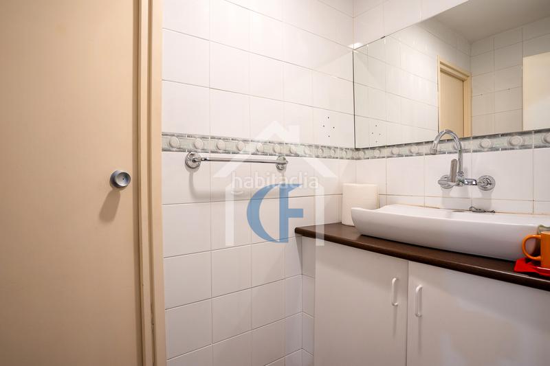 Foto e1dccd8e-37ab-43a2-8496-ec9de0306005. Local comercial a carrer de casp 144 a Fort Pienc Barcelona