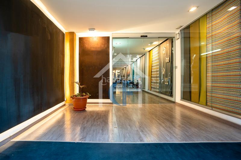 Foto ebca8c1e-5759-4fc4-9a85-153139515aba. Local comercial a carrer de casp 144 a Fort Pienc Barcelona