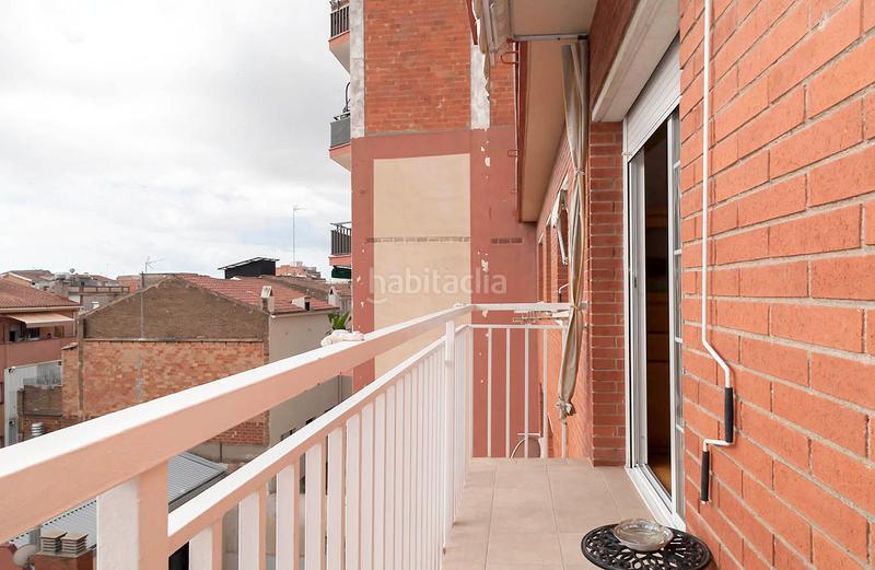 Foto f679c76d-fb7c-4d6a-b327-9ccec7973014. Piso acogedora vivienda con encanto, situada en una zona tranquila . dispone de una agradable terraza privada ideal para re en Barcelona