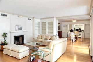 Appartement  Carrer del mestre nicolau. Excepcional piso de lujo en turo park!!