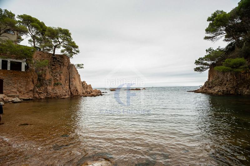 Foto 361d2344-027e-4545-abf1-9432cd36ced0. Pis amb calefacció aparcament piscina a Tamariu