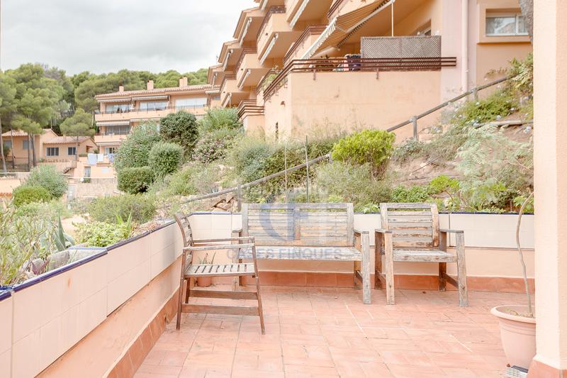 Foto b4d3026f-0727-48c7-ad25-c7fe2302e190. Pis amb calefacció aparcament piscina a Tamariu