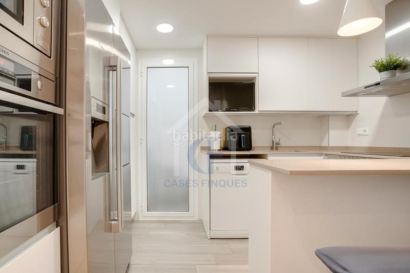 Foto 2aef641f-6b95-421f-bad4-cfc7fe8c53a7. Appartement avec chauffage dans Dreta de l´Eixample Barcelona