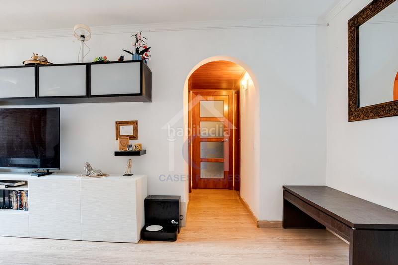 Foto be2db71f-9c45-4c50-9897-373020c46463. Àtic amb calefacció a Llatí Santa Coloma de Gramenet