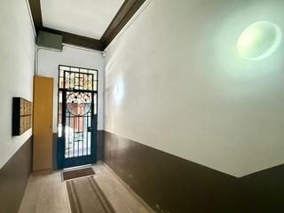 Pis  Carrer de rosalia de castro. Piso luminoso y tranquilo en el guinardó, junto al hospital de s