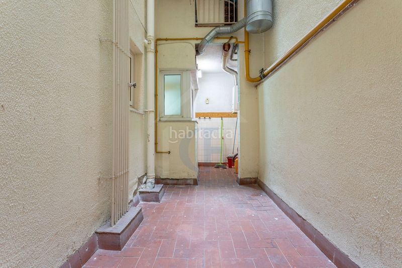 Foto ae01e837-b9fc-4b28-b9c0-0beb068ffb0f. Pis amb calefacció a Fort Pienc Barcelona