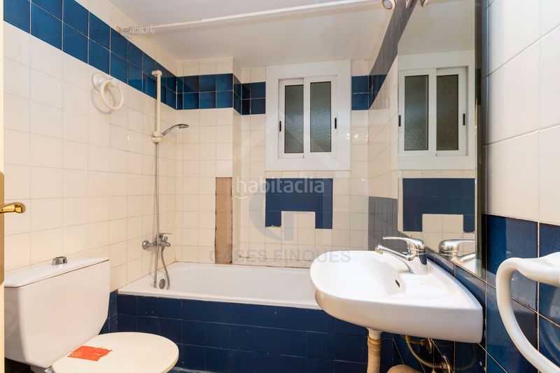 Foto feb17fee-22cf-43df-a337-2d1e395b244b. Pis amb calefacció a Fort Pienc Barcelona