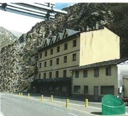Edificio en Andorra la vella, 00. Céntrico edificio venta en e&e