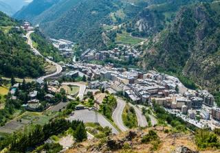 Wohngrundstück in Sant Julià de Lòria. Oportunidad  para construir tu hogar soñado en una zona residenc