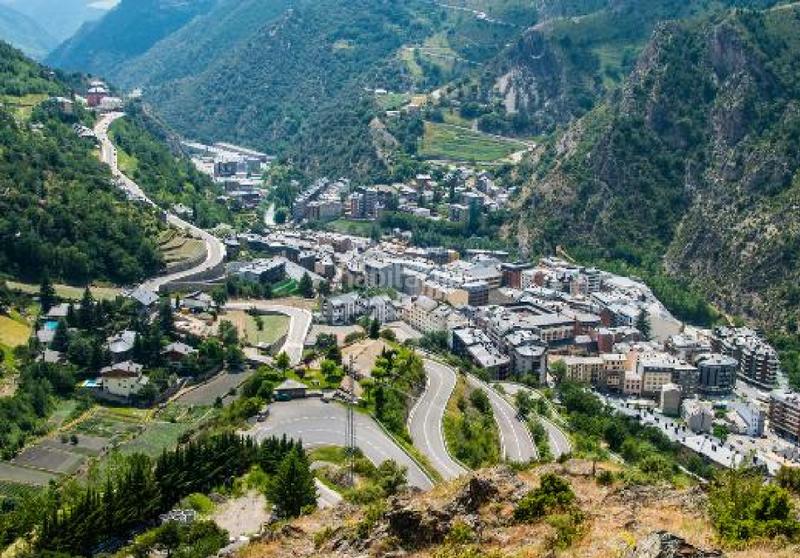 Foto b9d32a72-3fd3-495e-ac63-d1fc0ef6a9db. Terreno residenziale in Sant Julià de Lòria