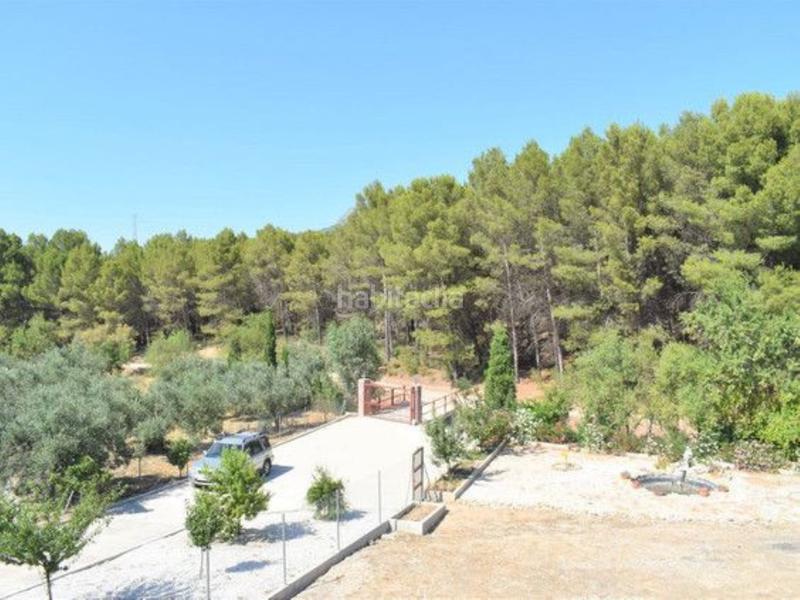 Foto 848b3852-3593-4b95-9eae-e7604af9c363. Masia amb aparcament a Burgo (El)