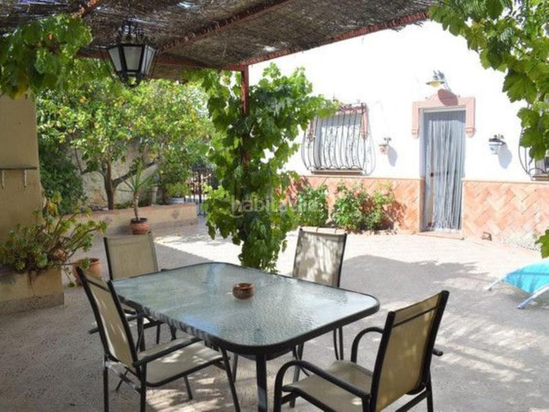 Foto c97240f3-28d7-49f2-b4bf-67889a5c0f02. Masia amb aparcament a Burgo (El)