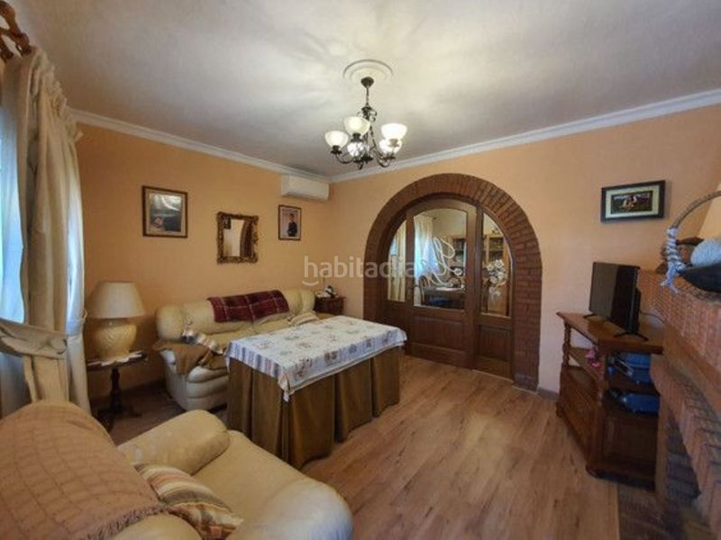 Foto 7e0a9e8f-b0f1-4f8c-8cc6-3f5536a323d4. Local comercial a Yunquera