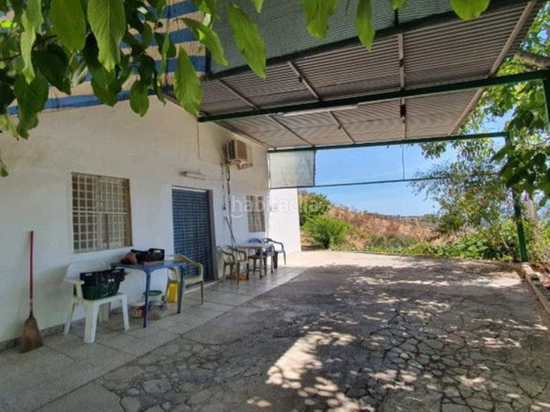 Foto b27f03fe-42cf-414a-8458-eb9e6a23cf93. Bauernhof mit parking pool in Yunquera