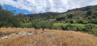 Terreny residencial en Tolox. Parc. rst. en venta en tolox.
