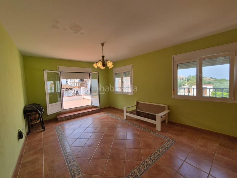 Foto 7af0983a-7b3d-4b57-afe9-3f852b60b624. Casa  pueblo en venta , 5 dormitorios. en Guaro