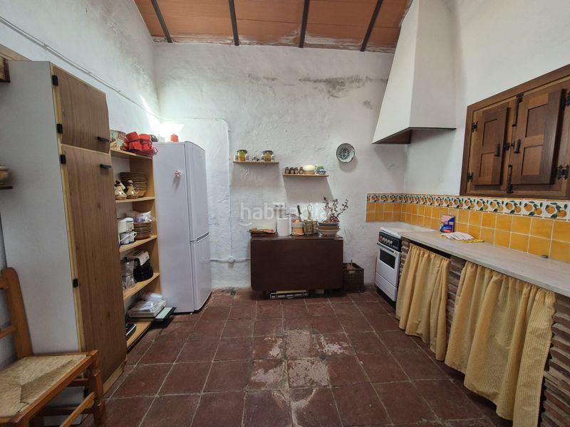Foto 49d0da96-9e6b-43cf-bb4f-722118ae151b. Masia amb xemeneia calefacció aparcament a Monda