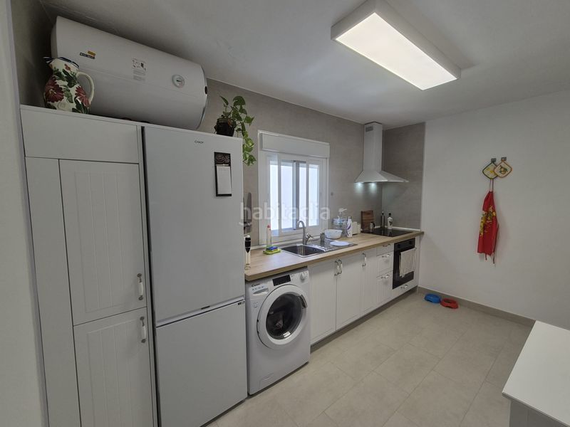 Foto 7fa01670-8c7c-4977-b3aa-ac98513532bb. Casa adossada amb xemeneia calefacció a Tolox