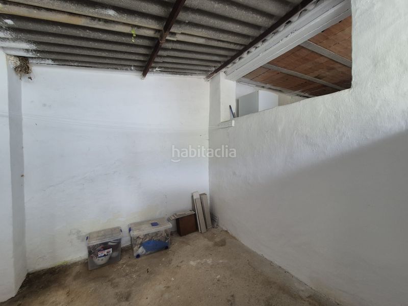 Foto b5e01f1a-d0f4-4acd-b988-7f60d2118635. Casa adossada amb xemeneia calefacció a Tolox