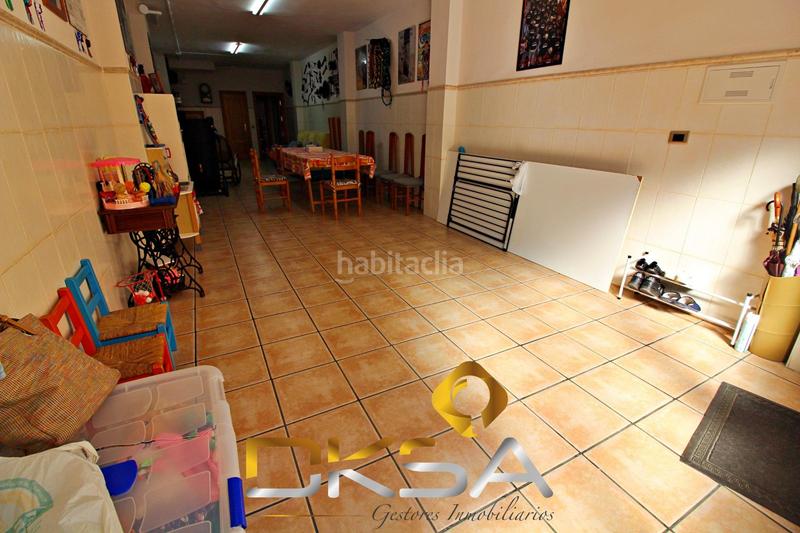 Foto 23bb1dbc-6ab2-4c8c-bec4-e02f6d554566. Casa amb calefacció aparcament a Centro Almazora / Almassora