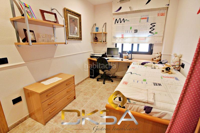 Foto 28a9821a-c518-46a5-92df-1c13378eb855. Casa amb calefacció aparcament a Centro Almazora / Almassora