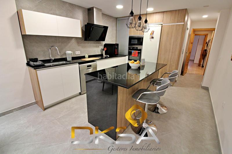 Foto 58cb686a-4ea6-4162-a532-a73ca7d3e39f. Casa amb calefacció aparcament a Centro Almazora / Almassora