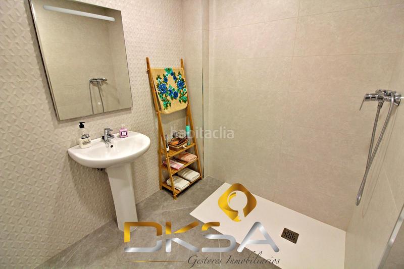 Foto a36d8d01-bb7d-4e43-94e3-1560050b6e04. Casa amb calefacció aparcament a Centro Almazora / Almassora