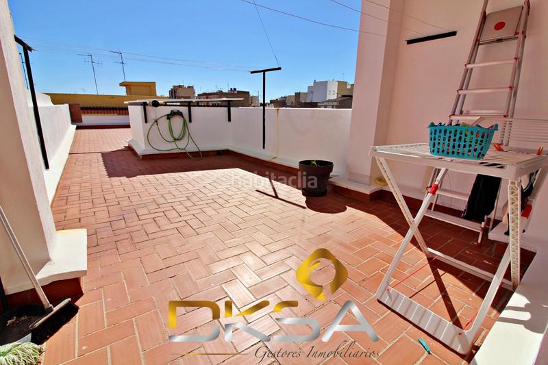 Foto bb757983-c9ef-4676-bc5e-87208a227e1c. Casa amb calefacció aparcament a Centro Almazora / Almassora