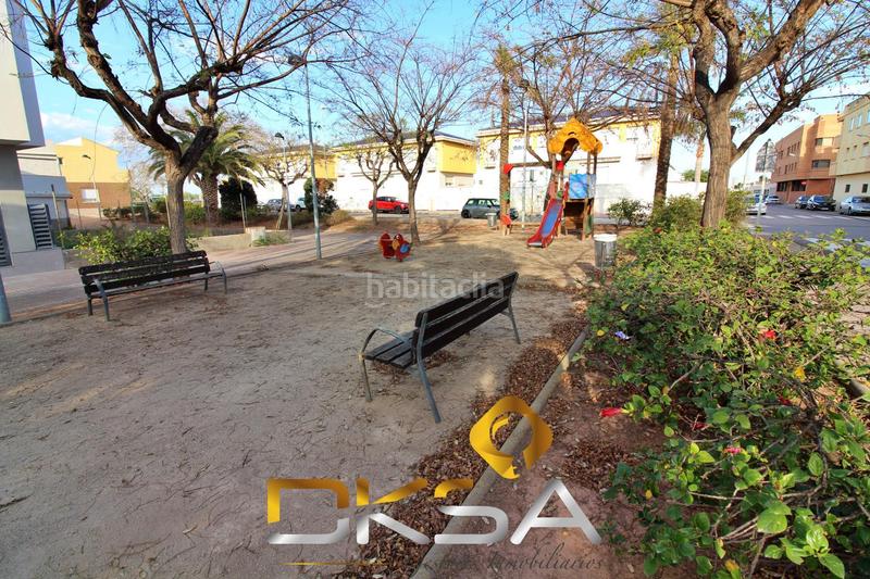 Foto 6fbb90a3-70a9-43a3-a37d-aef93ff5e7e7. Flat in Alqueries (Les) / Alquerías del Niño Perdido