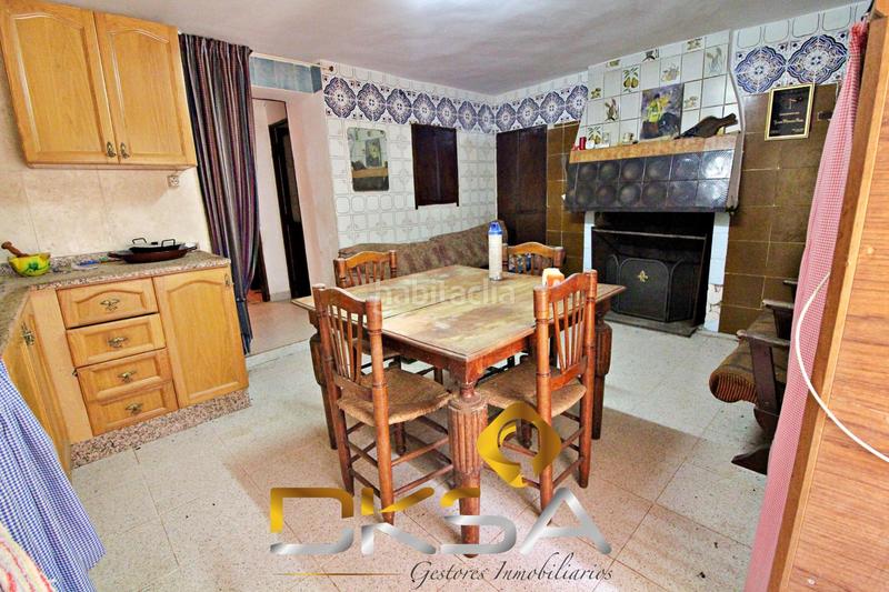 Foto 74d5ebaf-5ea3-4331-b1d9-6d3416dfd1cd. Masía en poligono 9 402 amplia masía con 3 viviendas y mucho terreno en montalba en Vall d´Alba