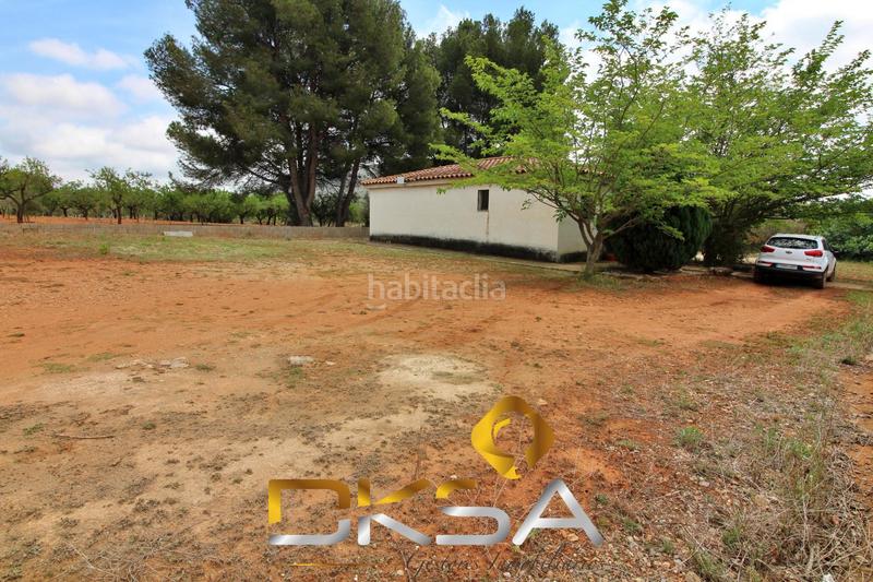 Foto b6baef09-776e-45f8-968d-dc1dcf757b84. Masía en poligono 9 402 amplia masía con 3 viviendas y mucho terreno en montalba en Vall d´Alba