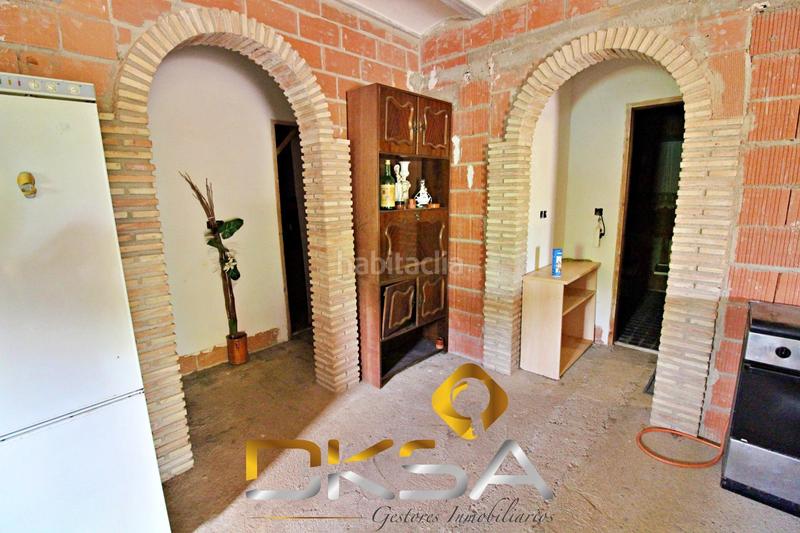 Foto da79e8b0-f346-4ec8-bb05-81e85d5c72a3. Masía en poligono 9 402 amplia masía con 3 viviendas y mucho terreno en montalba en Vall d´Alba