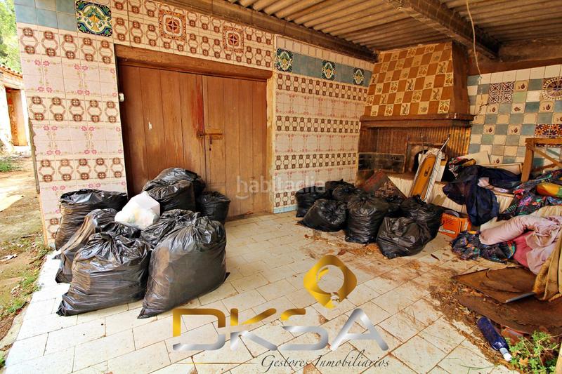 Foto fa5a5e8e-733e-4b29-b7d8-2998322dbd60. Masía en poligono 9 402 amplia masía con 3 viviendas y mucho terreno en montalba en Vall d´Alba