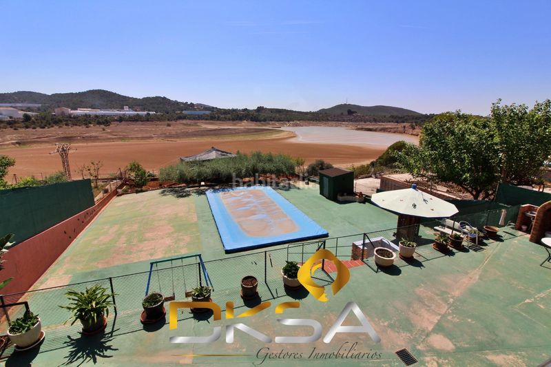 Foto 146f0c43-7c93-4ca1-b22b-5a16cea0cbf2. Xalet amb calefacció aparcament piscina a Alcora (l´)