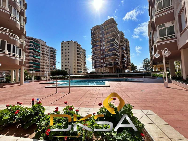 Foto 7fb2e7b8-ec93-4d17-bb48-e7125fcf99f2. Lloguer apartament amb aparcament piscina a La Curva Benicasim / Benicàssim