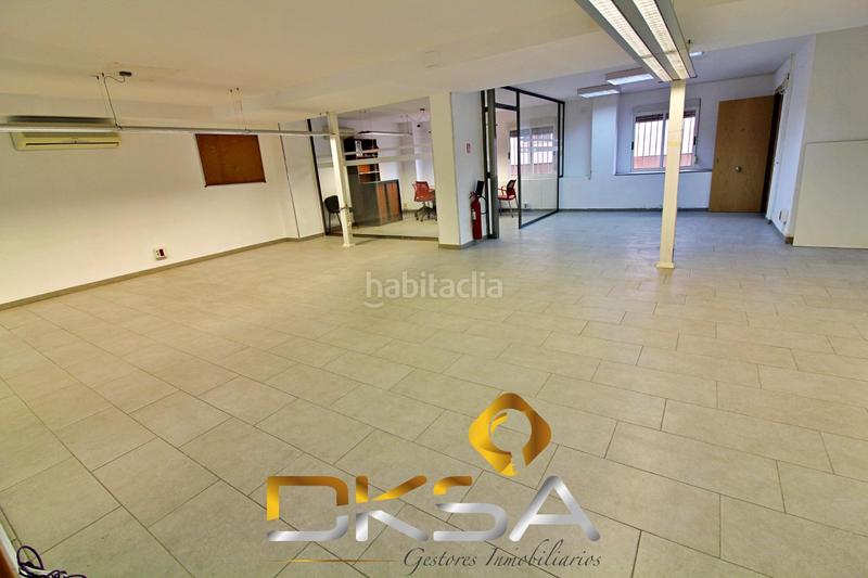 Foto c4d345e0-f6f6-45d0-b951-88d85f4f9db8. Alquiler local comercial amplio local comercial en venta yo alquiler en ausias march, vilareal en Villarreal / Vila - real