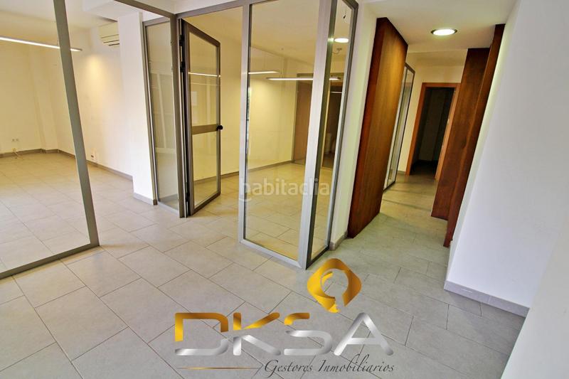 Foto 88550490-51d0-4bf4-bbc0-b50b1b11ffe3. Local comercial  en entresuelo, esquinero en ausias march, vilareal en Villarreal / Vila - real