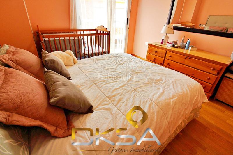 Foto 272243cd-4cb8-445a-8a1c-ad583e99f074. Reihenhaus mit heizung parking pool in Playa Burriana